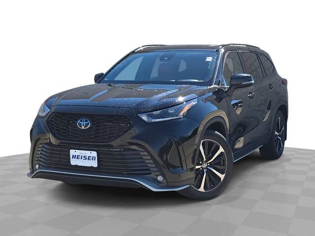2022 Toyota Highlander XSE AWD photo