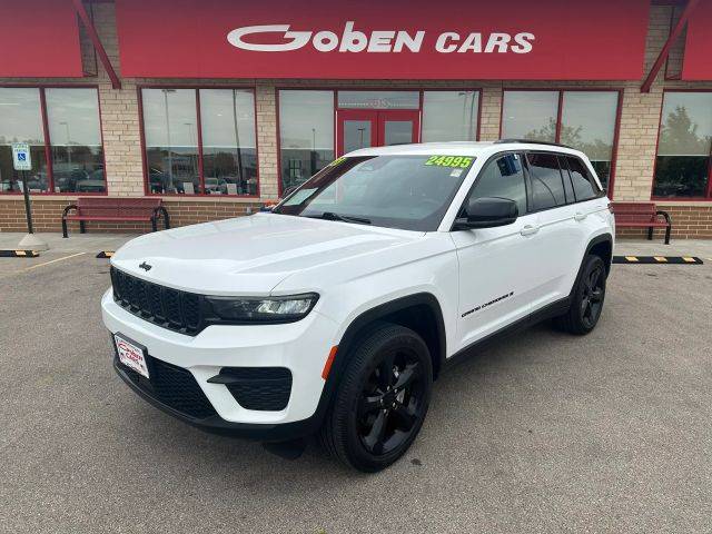 2023 Jeep Grand Cherokee Altitude 4WD photo