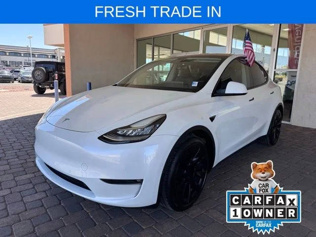 2022 Tesla Model Y Long Range AWD photo