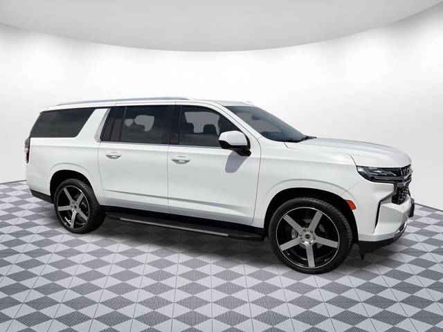 2022 Chevrolet Suburban LS 4WD photo