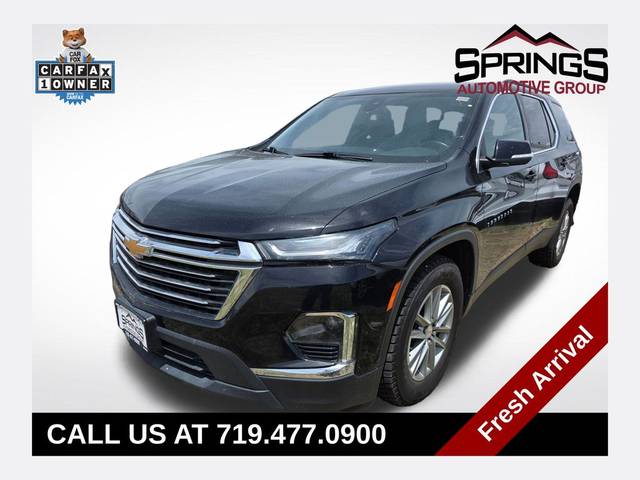 2023 Chevrolet Traverse LT Cloth AWD photo