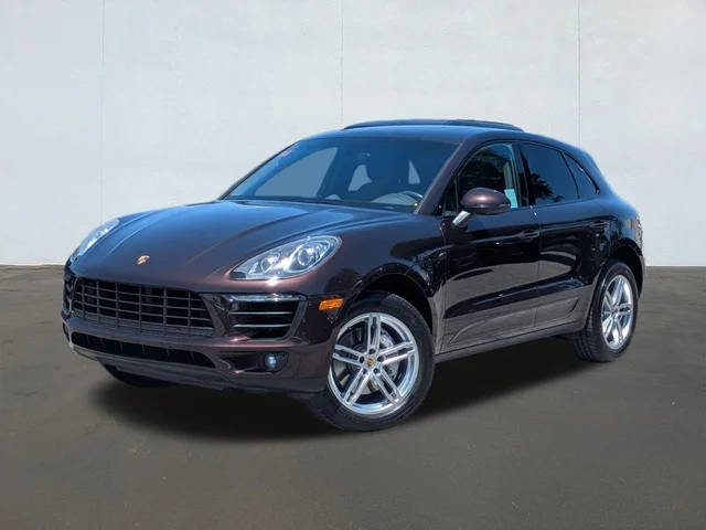 2015 Porsche Macan S AWD photo