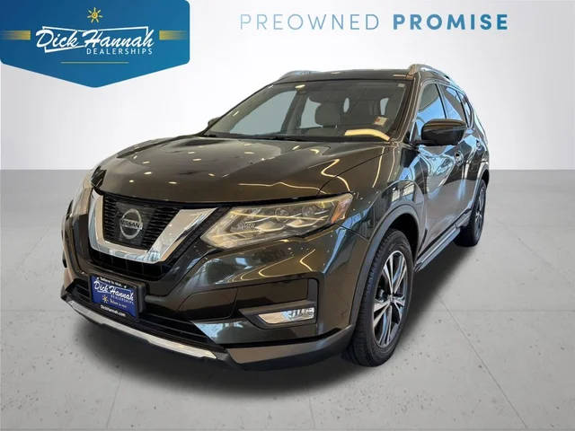 2017 Nissan Rogue SL AWD photo