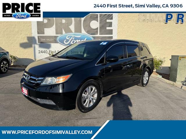 2016 Honda Odyssey SE FWD photo