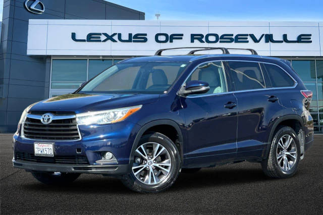2016 Toyota Highlander XLE AWD photo