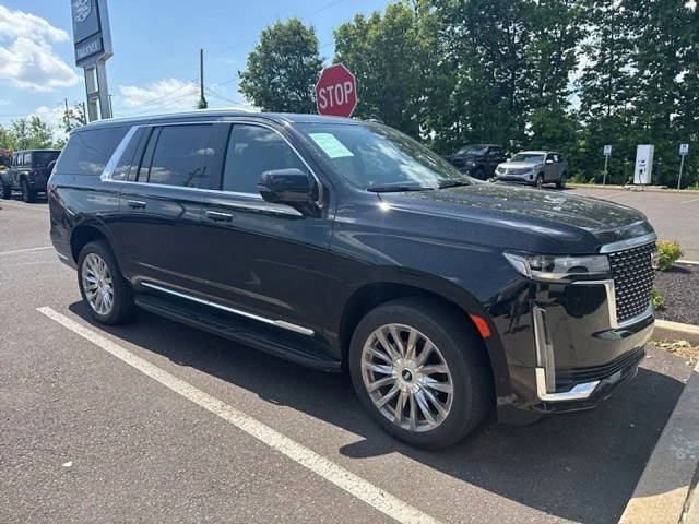2023 Cadillac Escalade ESV 4WD Premium Luxury 4WD photo