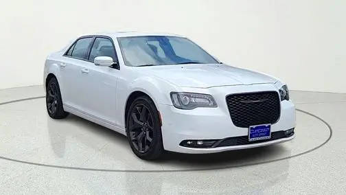 2023 Chrysler 300 300S RWD photo