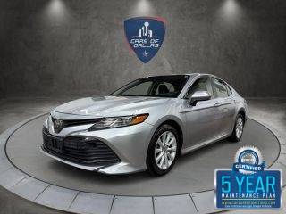 2018 Toyota Camry LE FWD photo