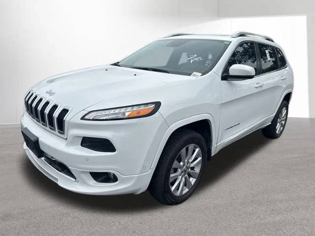 2016 Jeep Cherokee Overland 4WD photo