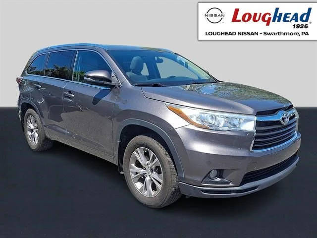 2015 Toyota Highlander XLE AWD photo