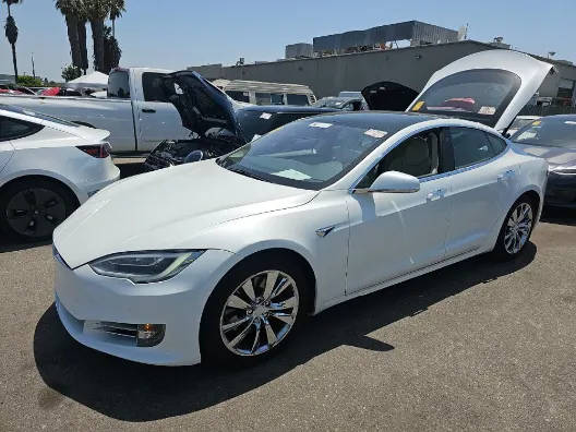 2018 Tesla Model S 100D AWD photo