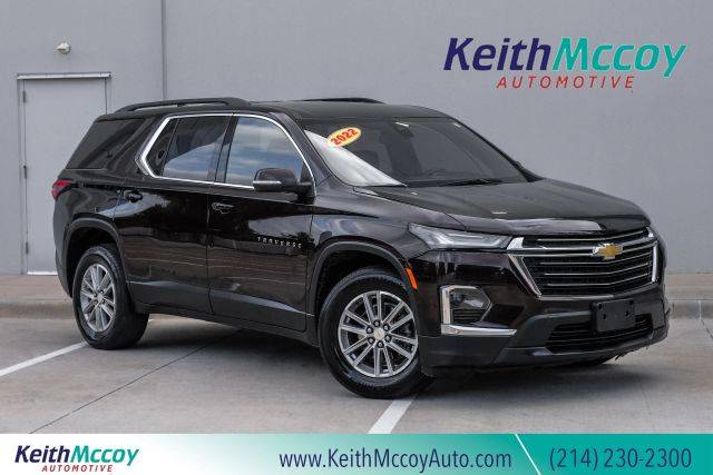 2022 Chevrolet Traverse LT Leather FWD photo