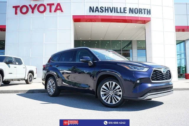 2022 Toyota Highlander Hybrid Platinum AWD photo