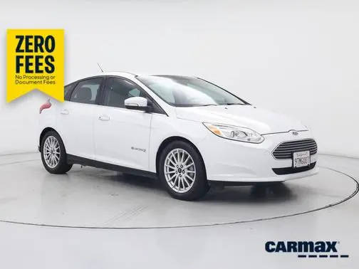 2016 Ford Focus  FWD photo