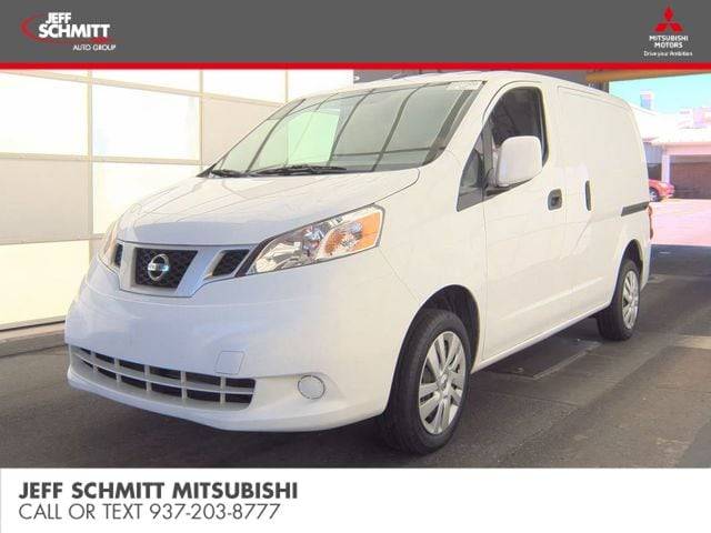 2021 Nissan SV FWD photo