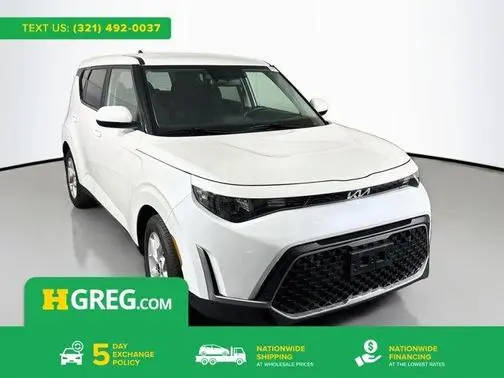 2023 Kia Soul LX FWD photo