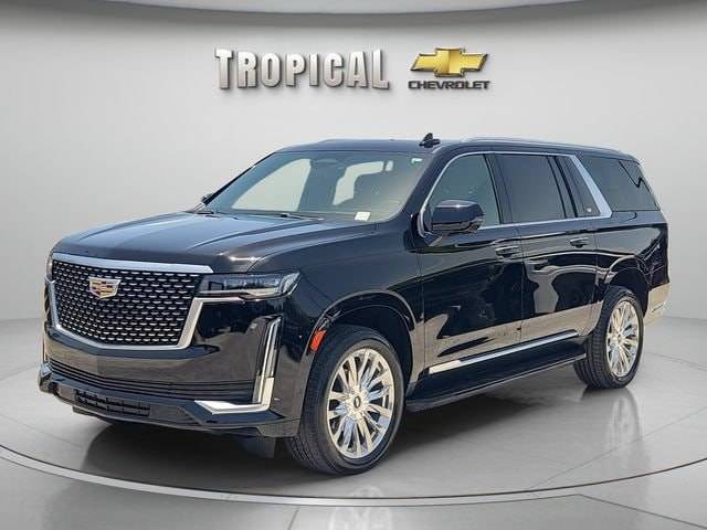 2023 Cadillac Escalade ESV RWD Premium Luxury RWD photo