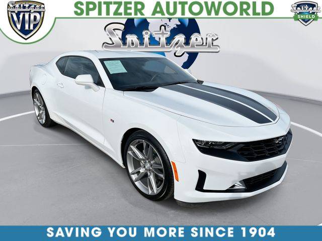 2022 Chevrolet Camaro 2LT RWD photo