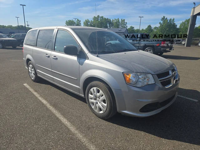 2017 Dodge Grand Caravan SE FWD photo