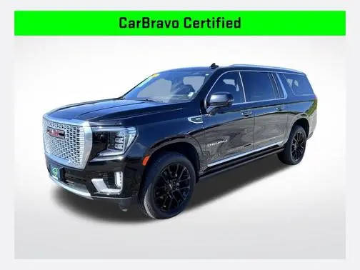 2022 GMC Yukon XL Denali 4WD photo