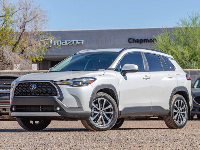 2023 Toyota Corolla Cross XLE AWD photo