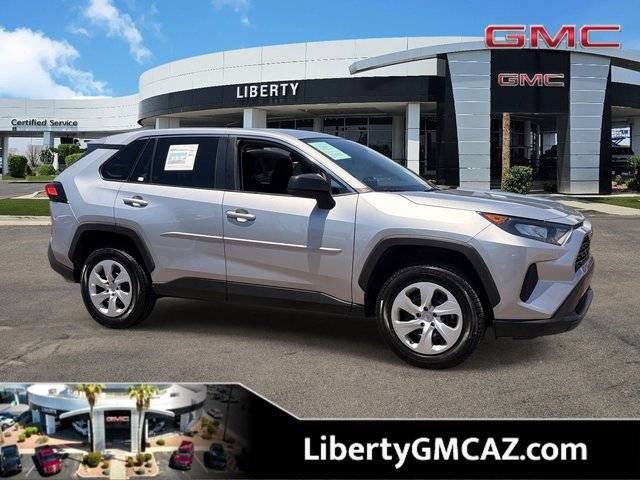2022 Toyota RAV4 LE AWD photo