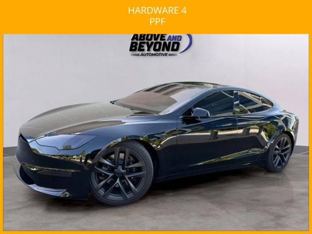 2023 Tesla Model S Standard Range AWD photo