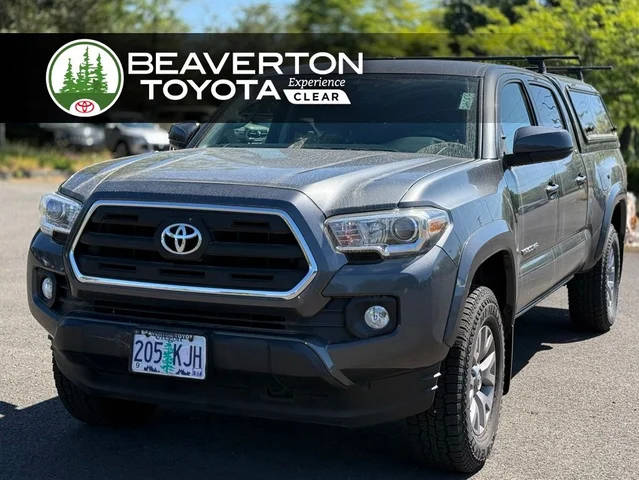 2017 Toyota Tacoma SR5 4WD photo
