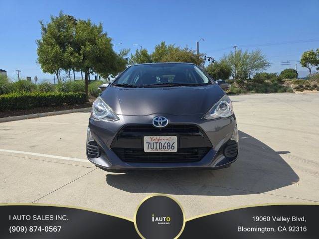 2016 Toyota Prius c Two FWD photo