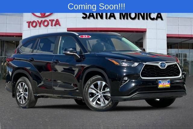 2023 Toyota Highlander Hybrid XLE AWD photo