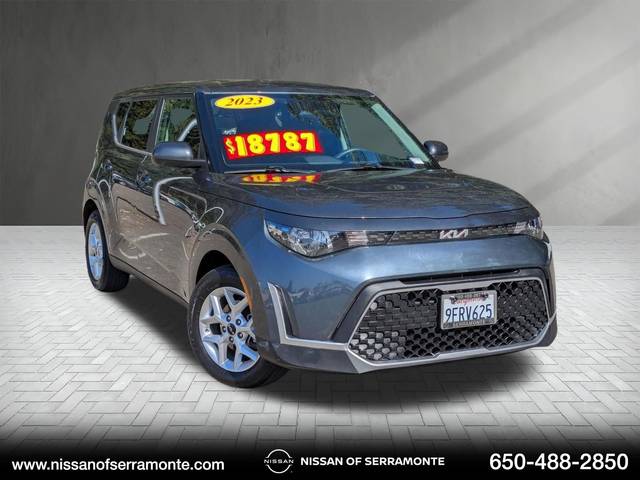 2023 Kia Soul LX FWD photo