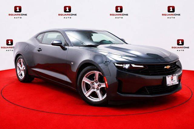 2023 Chevrolet Camaro 1LT RWD photo
