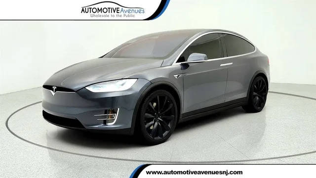 2018 Tesla Model X 75D AWD photo