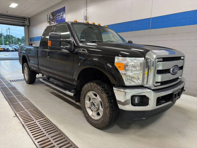 2016 Ford F-250 Super Duty XLT 4WD photo