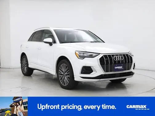 2022 Audi Q3 Premium AWD photo