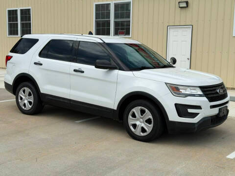 2019 Ford Explorer  AWD photo
