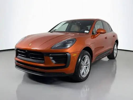 2023 Porsche Macan T AWD photo