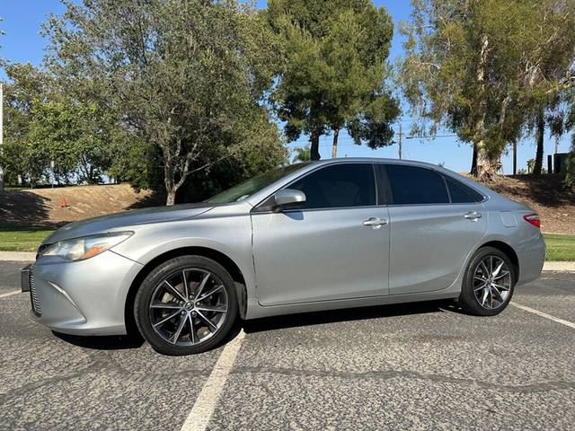2015 Toyota Camry XSE FWD photo