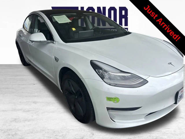2020 Tesla Model 3 Long Range AWD photo