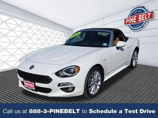 2019 FIAT 124 Spider Lusso RWD photo