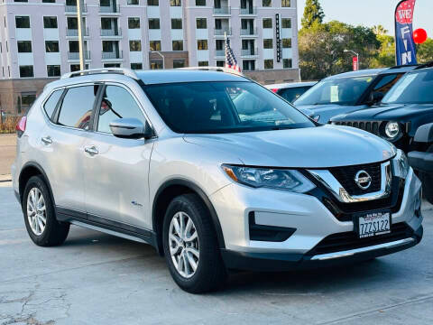 2017 Nissan Rogue SV Hybrid FWD photo