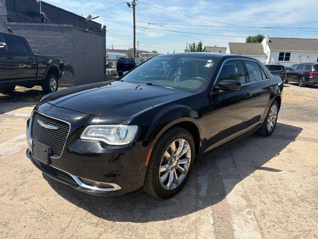 2016 Chrysler 300 Limited AWD photo