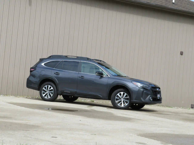 2023 Subaru Outback Premium AWD photo