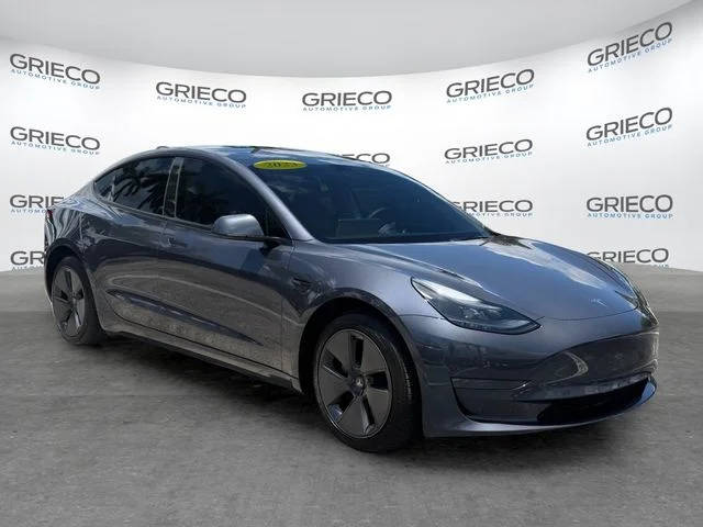 2023 Tesla Model 3 RWD photo