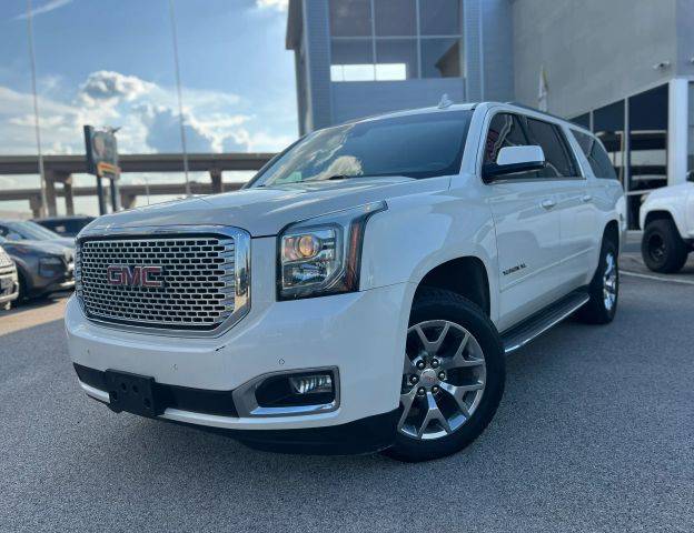 2015 GMC Yukon XL SLT RWD photo