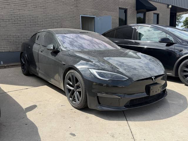 2023 Tesla Model S Standard Range AWD photo