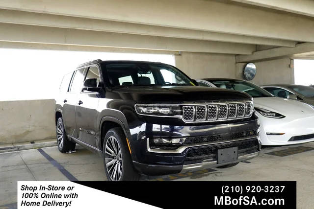 2022 Jeep Grand Wagoneer Series III 4WD photo