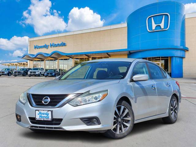 2017 Nissan Altima 2.5 SV FWD photo