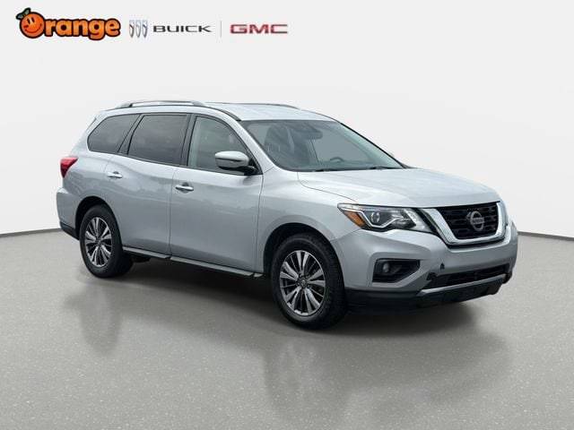 2020 Nissan Pathfinder SV FWD photo