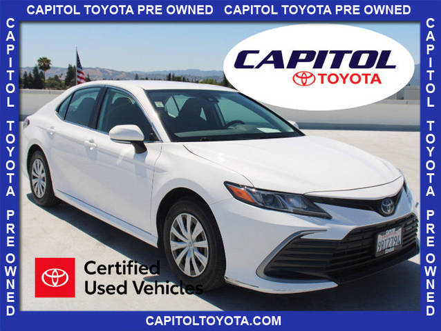 2022 Toyota Camry Hybrid LE FWD photo